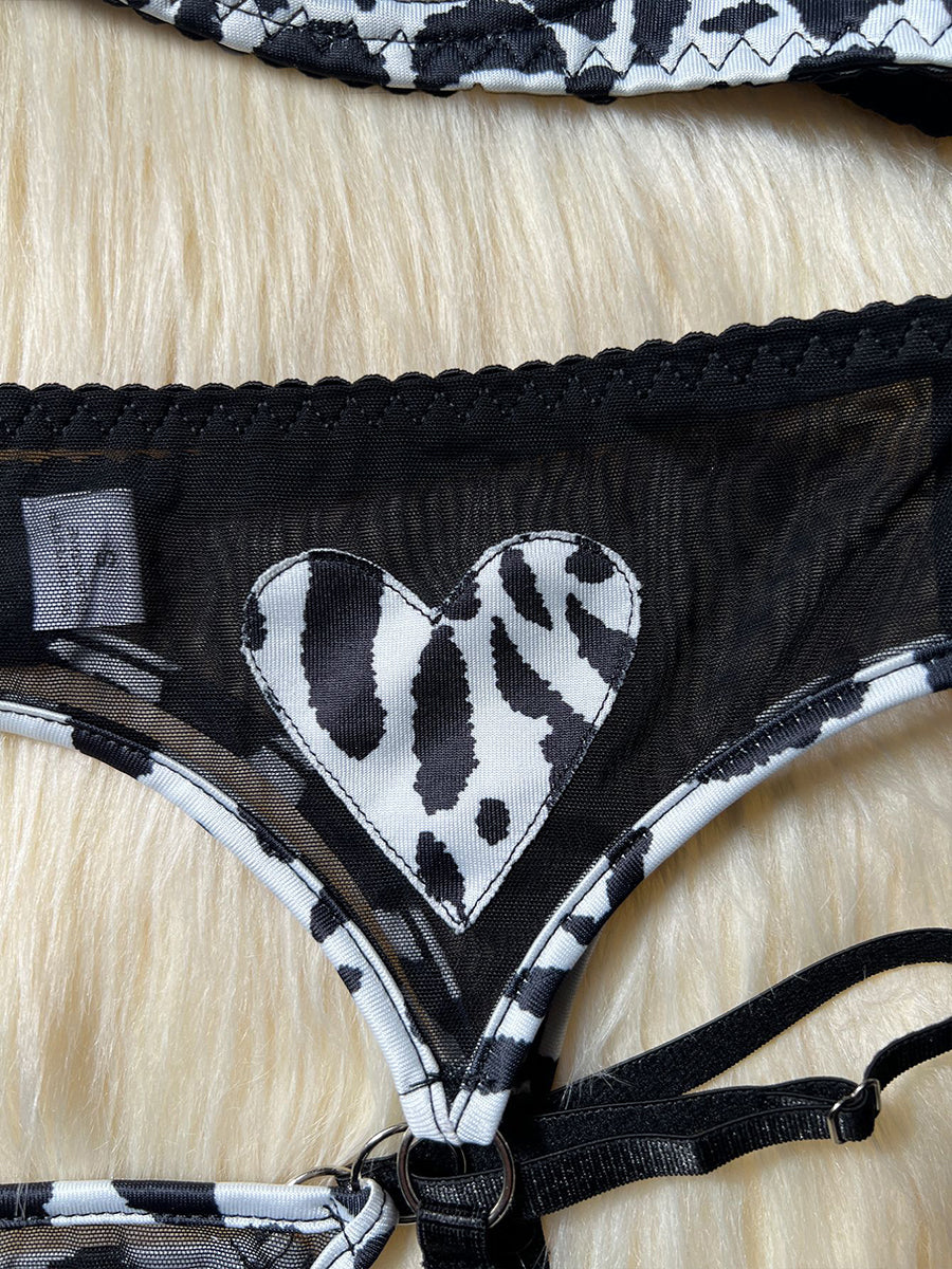 Costume Inspire Leopard Heart Mesh Bra Set
